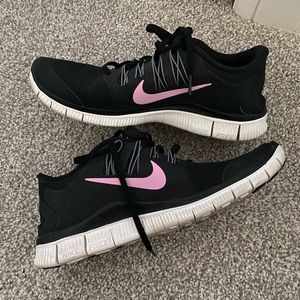 Nike Free Runs
